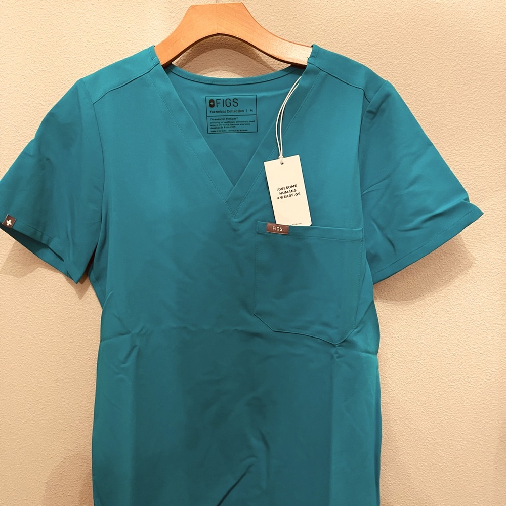 Figs scrubs tops in teal Large x 2